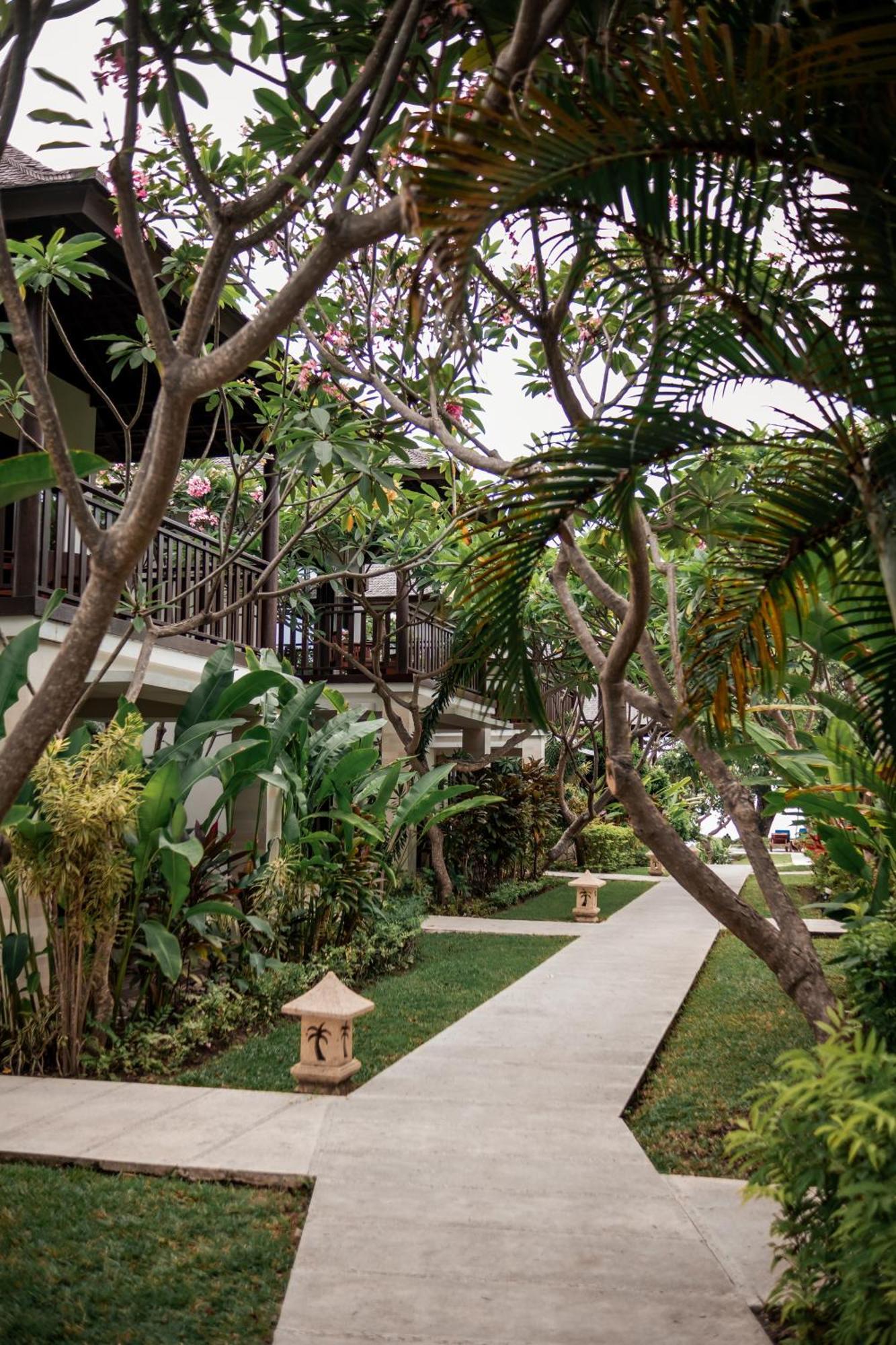Living Asia Resort And Spa Senggigi Extérieur photo