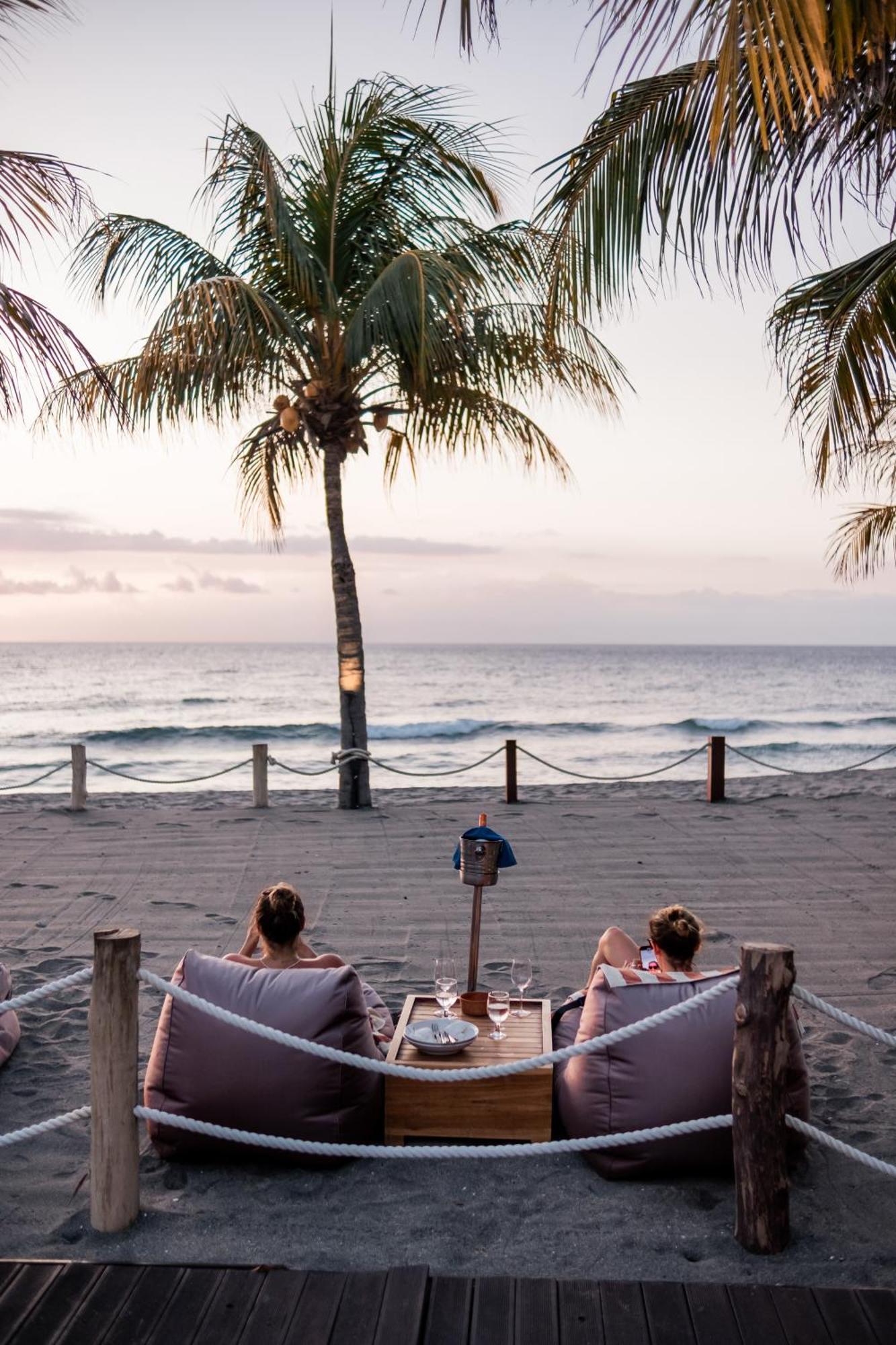 Living Asia Resort And Spa Senggigi Extérieur photo