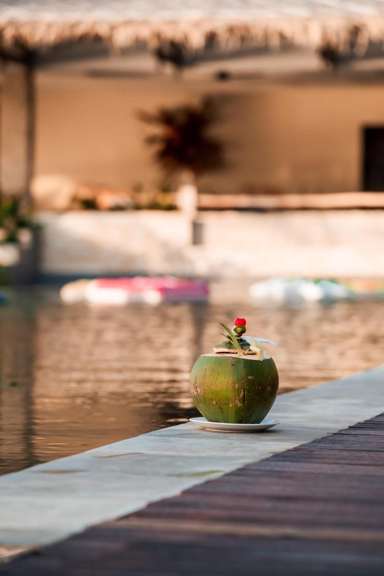 Living Asia Resort And Spa Senggigi Extérieur photo